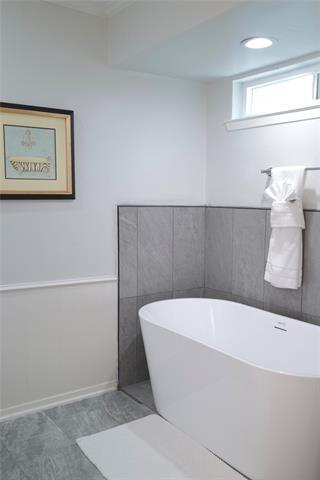 Building Photo - 3000 Townbluff Dr