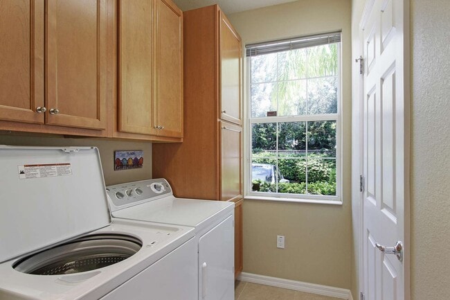 Building Photo - 3756 82nd Ave Cir E