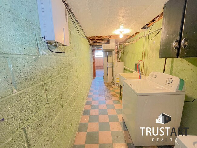 Building Photo - 3 bedroom house in Tacony