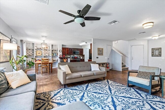 Building Photo - 7417 Elk Pass Dr