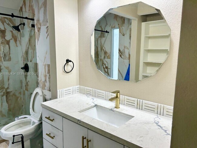 Building Photo - 875 NW 80th Terrace