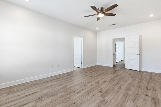 Building Photo - 116 Sea Eagle Ln