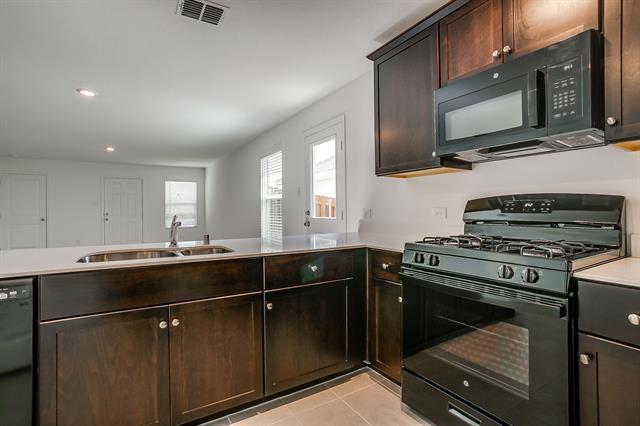 Building Photo - 3608 Kinglet Ct
