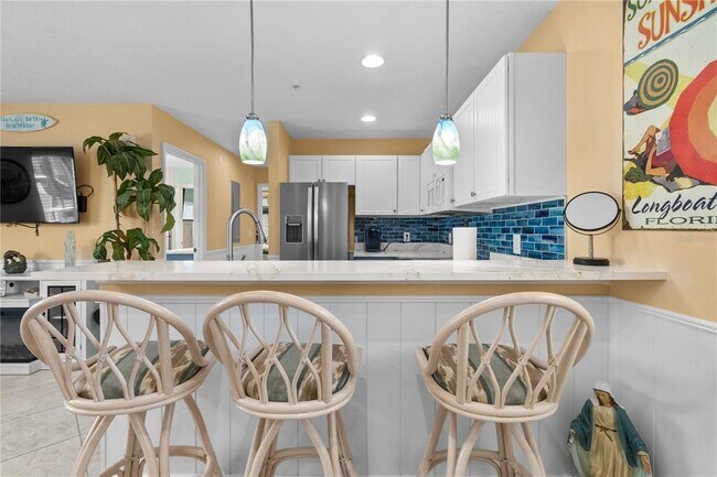 Building Photo - 3740 Gulf of Mexico Dr