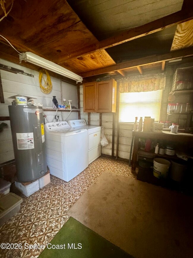 Building Photo - 515 Jennifer Cir