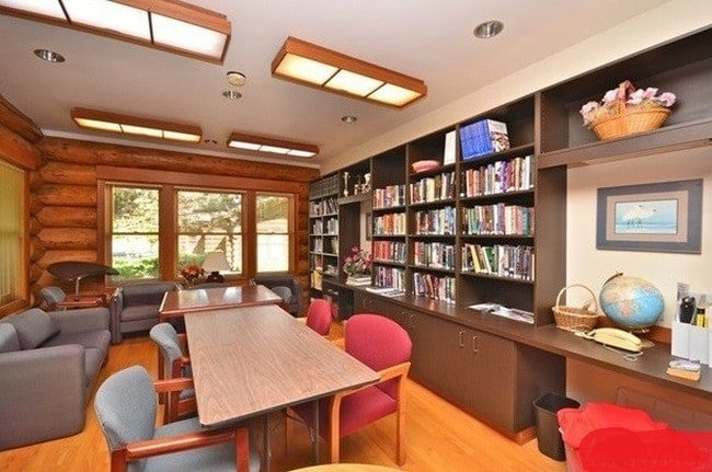 Building Photo - 4751 Birch Bay Lynden Rd