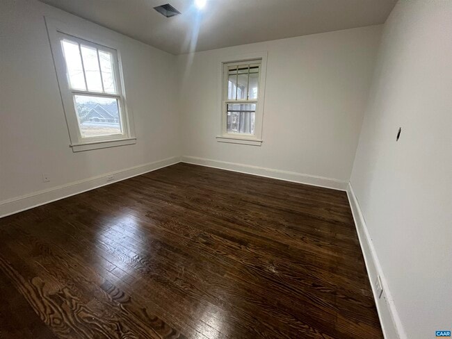 Building Photo - 1227 Blue Ridge Ave