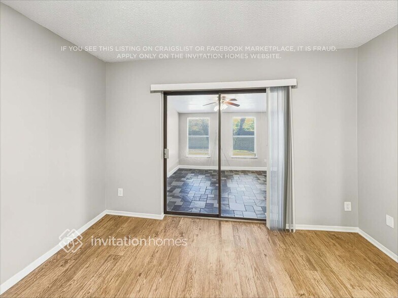 Building Photo - 951 Waverly Dr