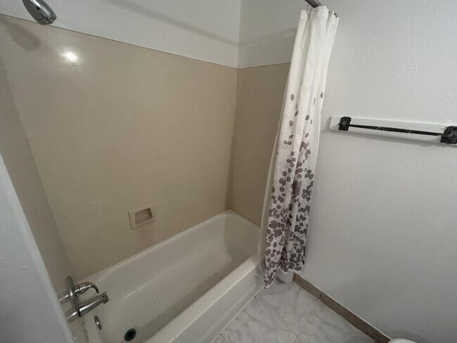 Building Photo - 2429 Alex Kornman Blvd