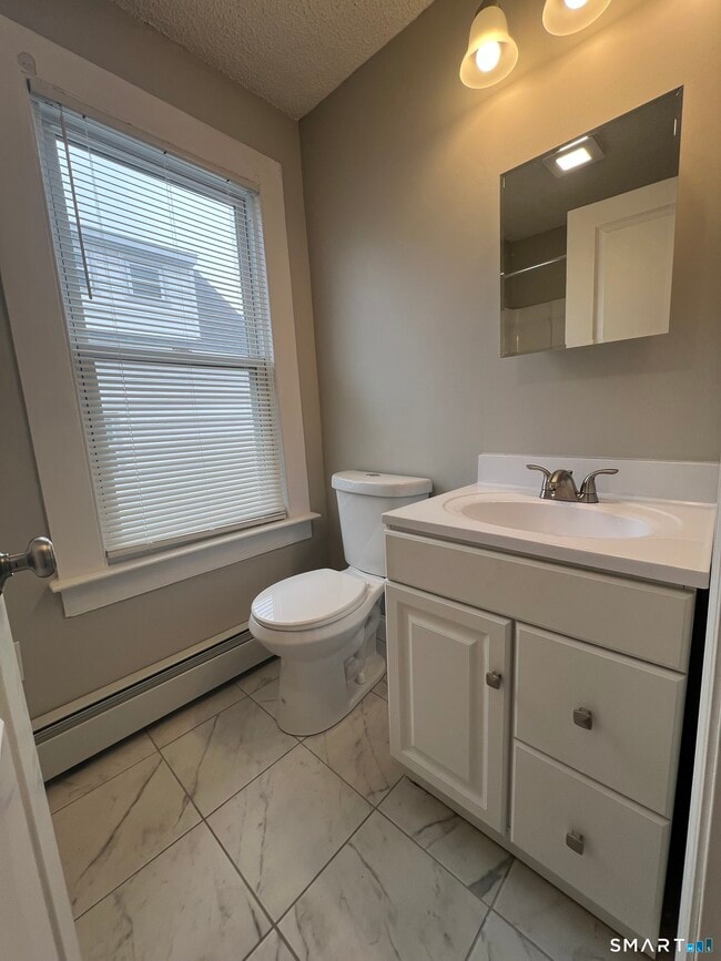 Building Photo - 50 Fairview St