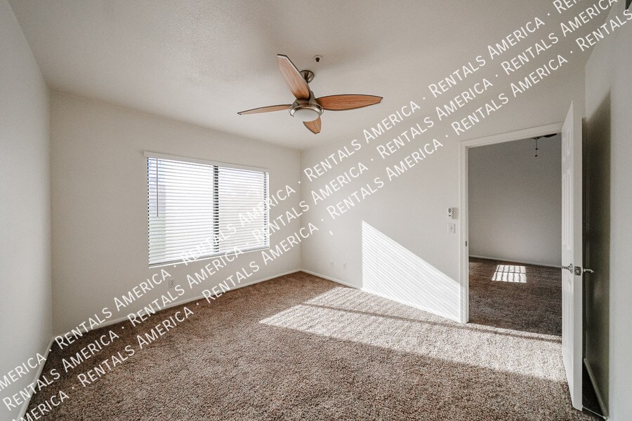 Building Photo - 7008 E Gold Dust Ave