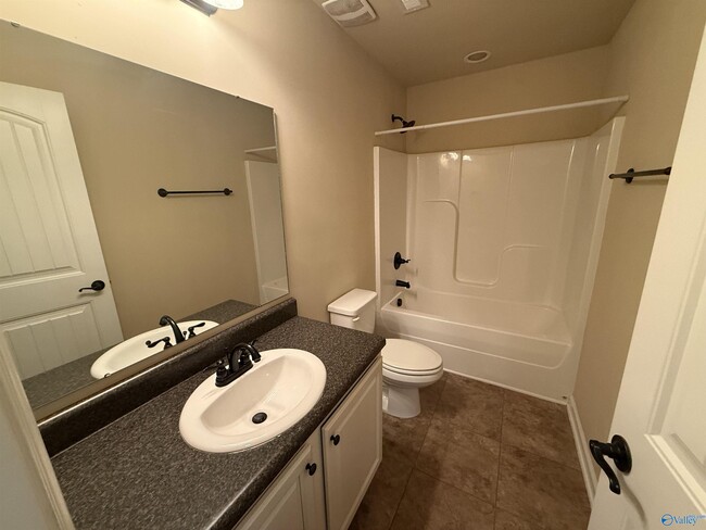 Building Photo - 824 Bell Factory Rd