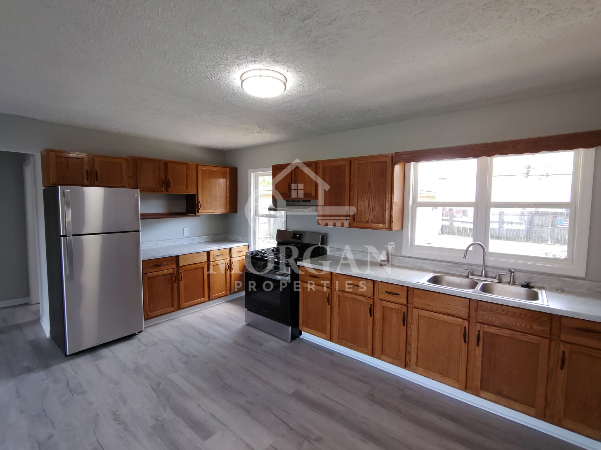 Building Photo - 601 Belzer Dr