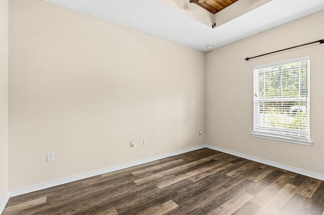 Building Photo - 3229 Atlas Dr