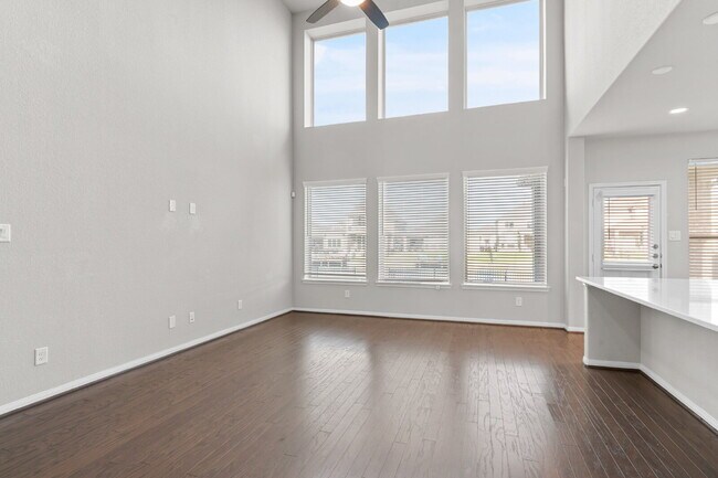 Building Photo - 29650 Kynndal Shore Dr