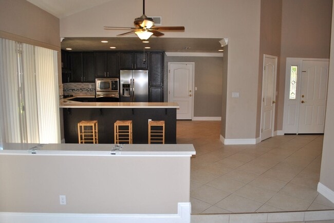 Building Photo - 4050 Tilden Dr