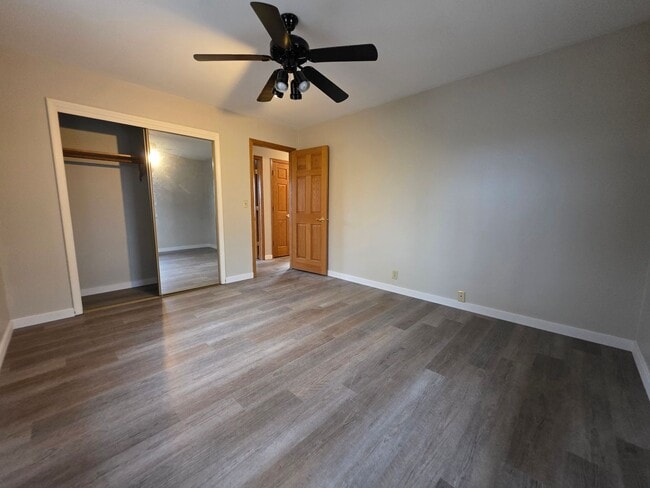 Building Photo - 1505/1507 Harding Ave
