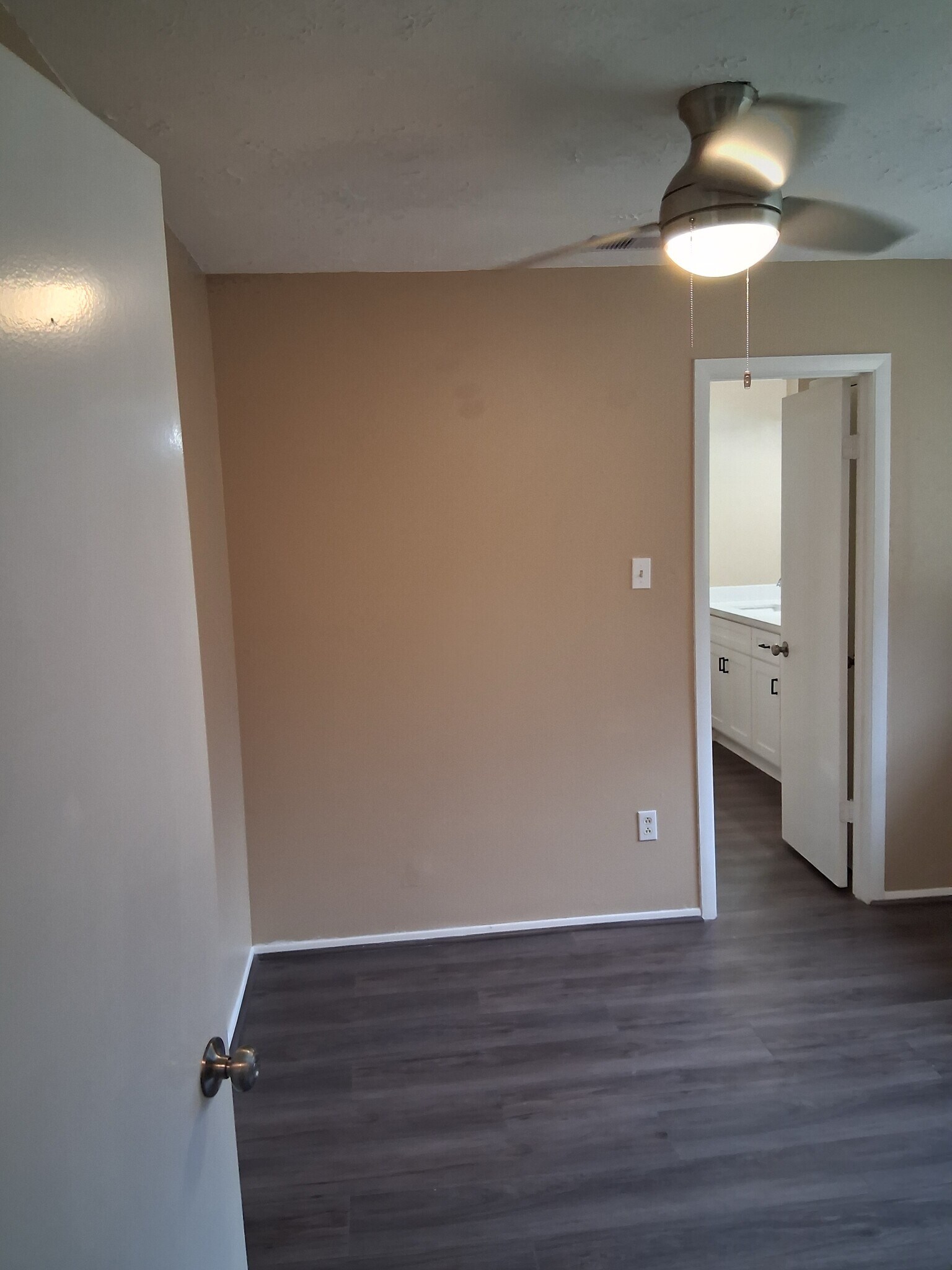 Building Photo - 18731 Twigsworth Ln