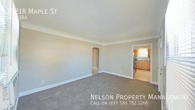 Building Photo - 28218 Maple St
