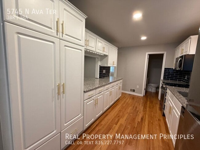 Building Photo - 5745 N Ava Terrace