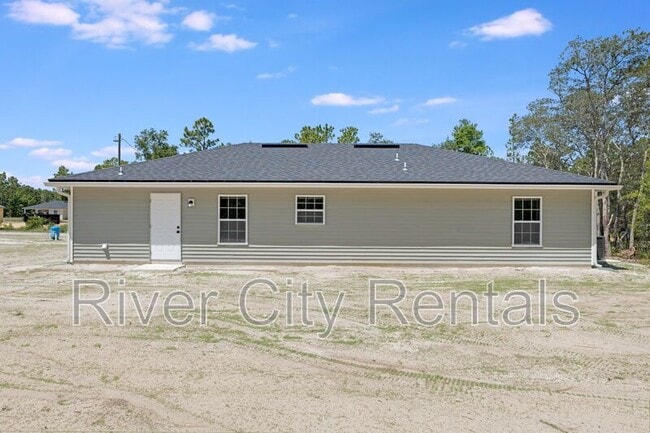 Building Photo - 5655 Bandelier St