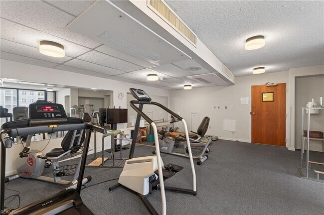 Building Photo - 3288 Page Ave