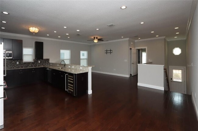 Building Photo - 3617 Bay Heights Way