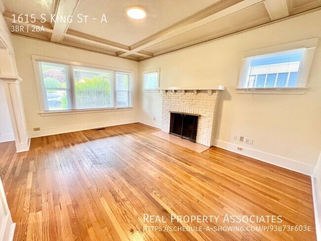 Building Photo - 1615 S King St