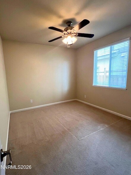 Building Photo - 7075 Diversey Dr