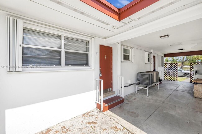 Building Photo - 5740 NW 38th St