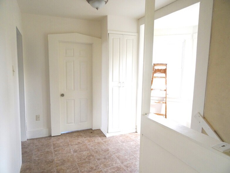 Building Photo - 1390 Mount Joy Rd