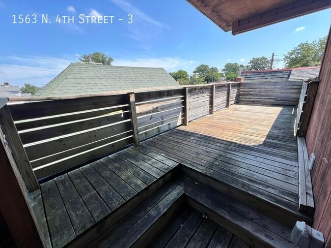 Building Photo - 1563 N 4th St