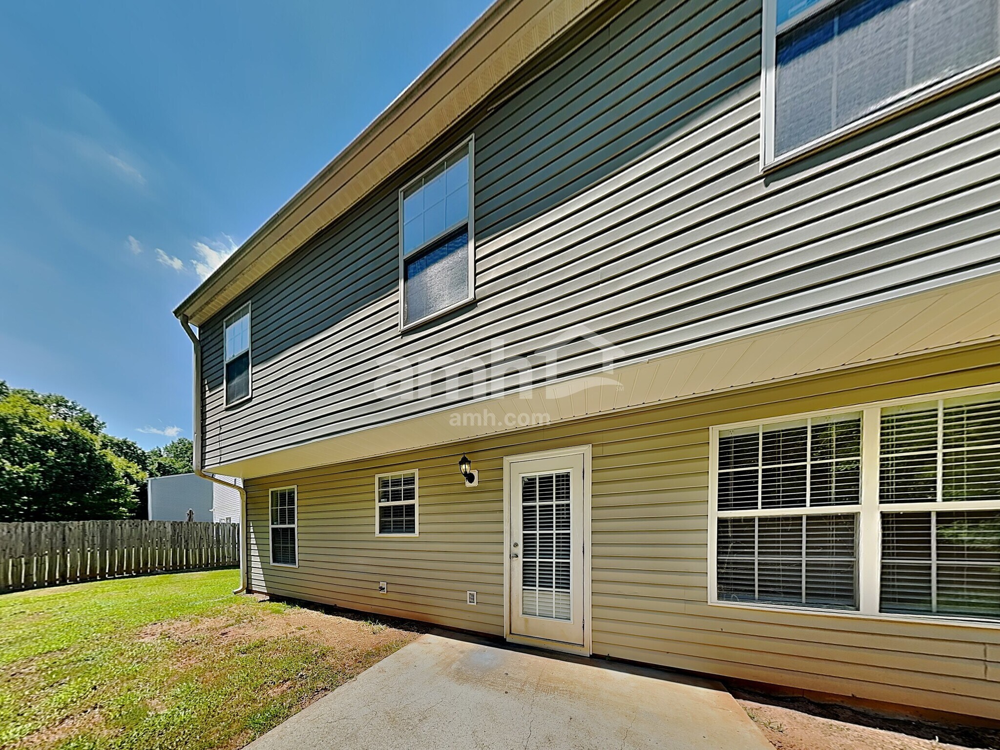 Building Photo - 505 Kingsman Ln