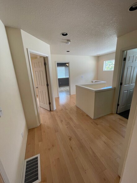 Building Photo - 16827 NW Arizona Dr