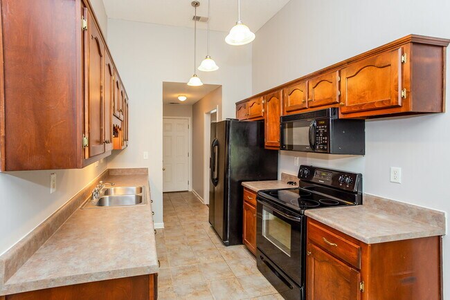 Building Photo - 5969 Telford Dr