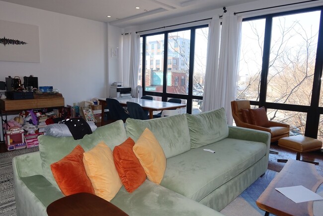 Primary Photo - 36 A St