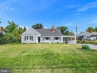Building Photo - 4502 Elmwood Rd