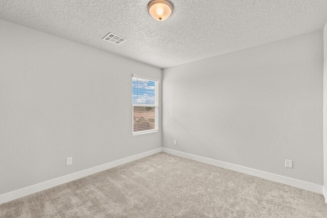 Building Photo - 4030 Silver Springs Road NE