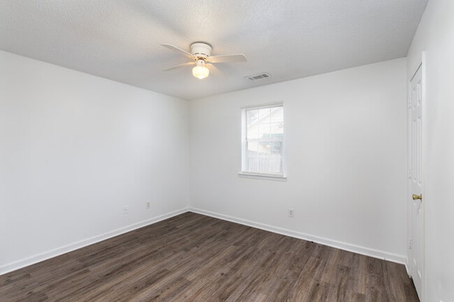 Building Photo - 148 Orchard Pass