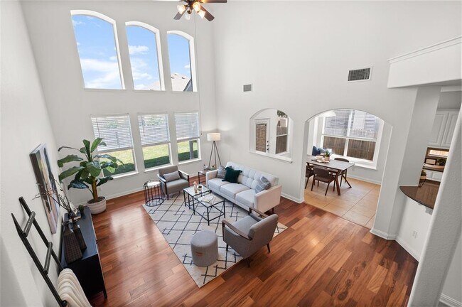 Building Photo - 3664 Rosalina Loop