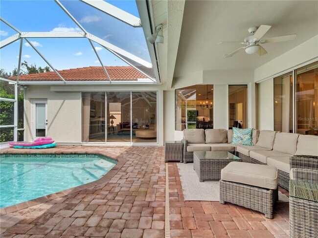 Building Photo - 8870 Huntington Pointe Dr
