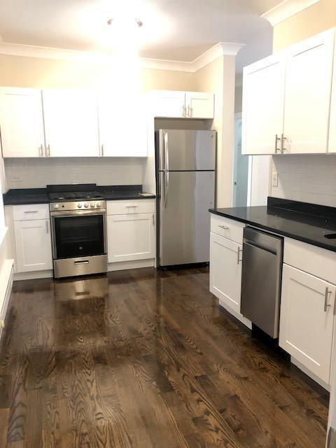 Building Photo - 0 bedroom in Chicago IL 60657