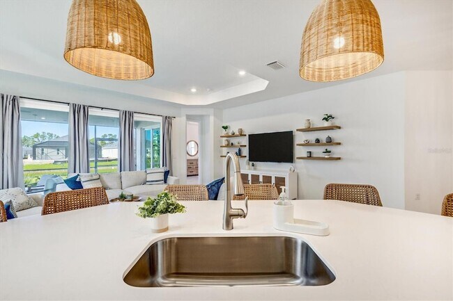 Building Photo - 17617 Santorini Ct