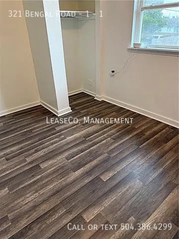 Building Photo - 321 Bengal Rd