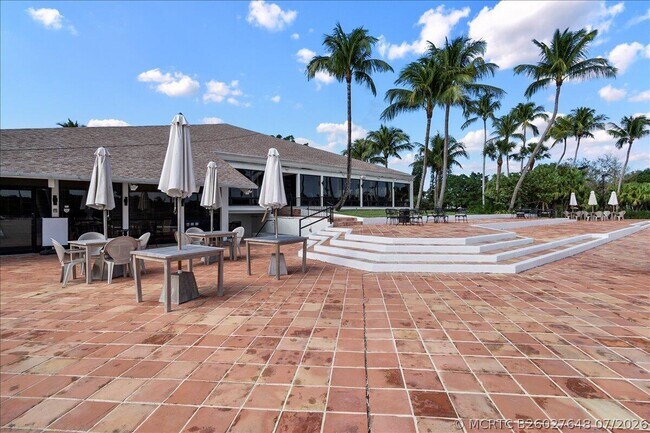 Building Photo - 11863 Wimbledon Cir