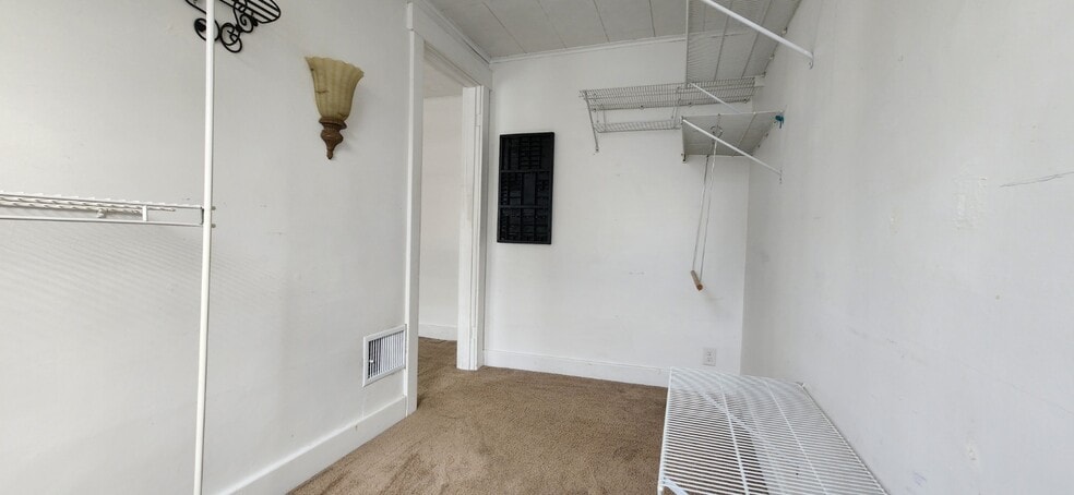 Building Photo - 1118 Epworth Ave