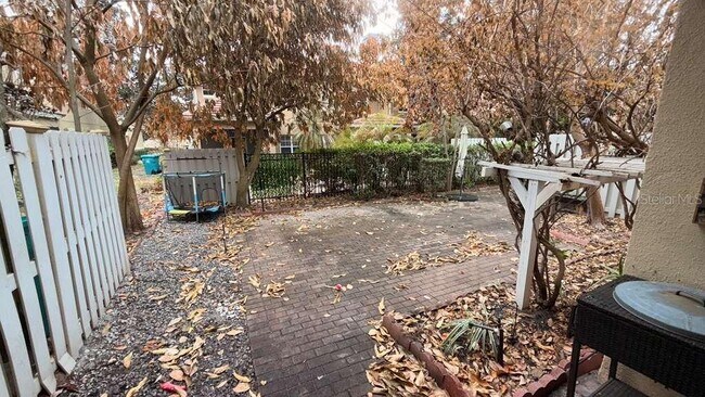 Building Photo - 7181 Regina Way