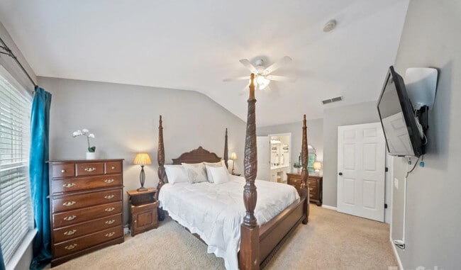 Building Photo - 2143 Kaybird Ln