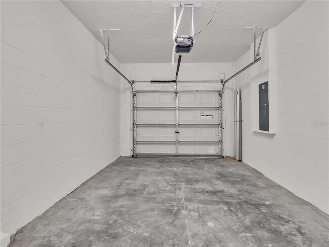 Building Photo - 9309 Bonita Mar Dr