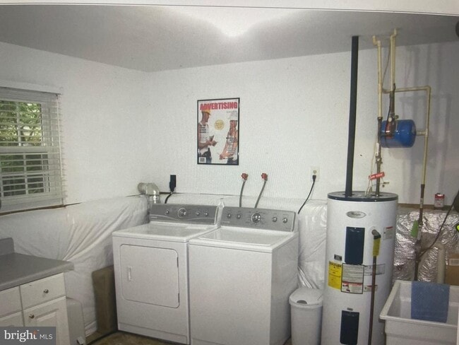Building Photo - 5994 Annaberg Pl